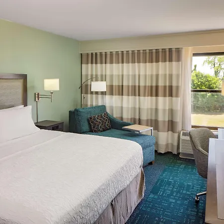 Hotel Hampton & Nashville-airport Nashville