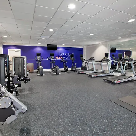 Express Nashville-downtown - Broadway By Ihg Hotel 3*