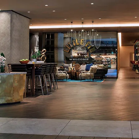 Hotel Renaissance Nashville