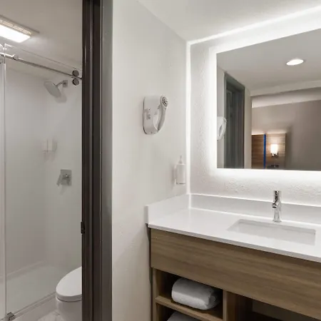 La Quinta By Wyndham South Hotel 2*