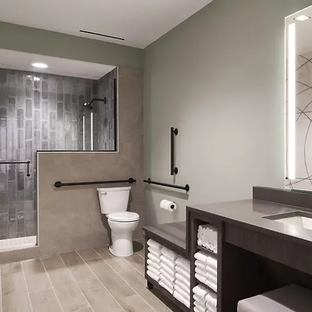 Loews At Vanderbilt Plaza 5*