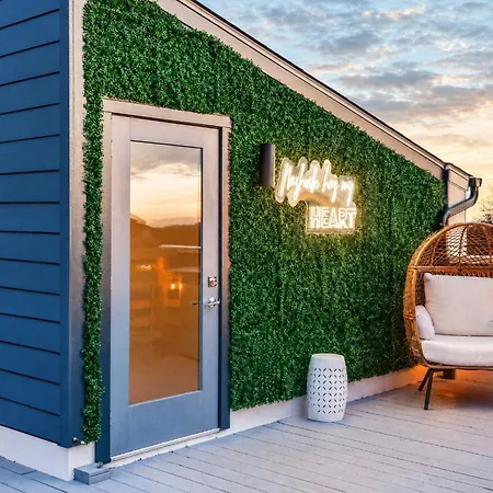 Holiday home East Nash Lux - 13 Beds & Views *