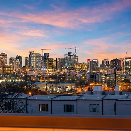New Nashvegas Downtown Rooftop Views 13beds * Nashville