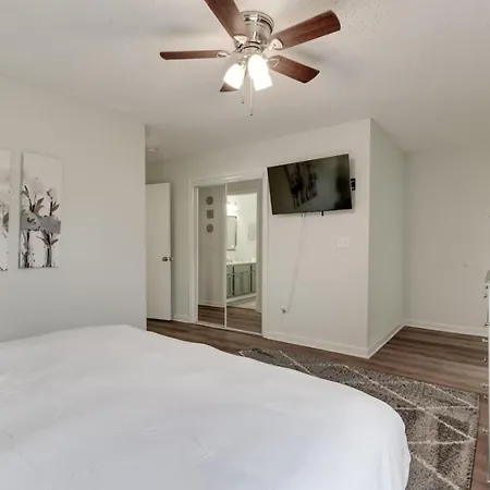 Apartment Beautiful 3 Bedroom- Free Parking 2m To Broadway Nashville