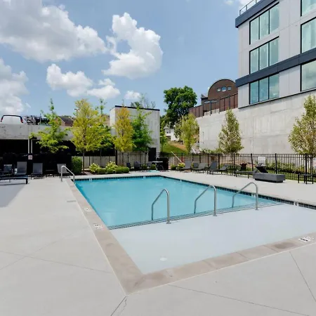 Walk To Nightlife, Vanderbilt, Minutes To Broadway *
