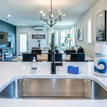 4br/5ba Rooftop Bar | Sleeps 12 | 1 Mi To Nissan * Nashville