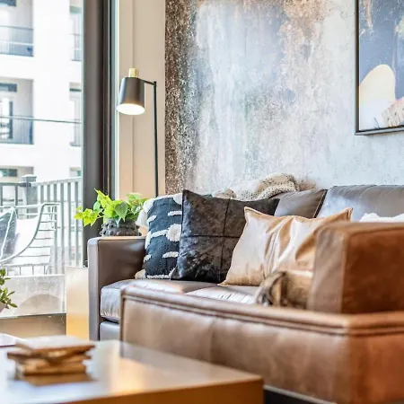 Walk To Nightlife, Vanderbilt, Minutes To Broadway Holiday home Nashville