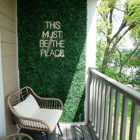 Holiday home Riverfront Oasis Pool King Bed Walk To Broadway Nashville