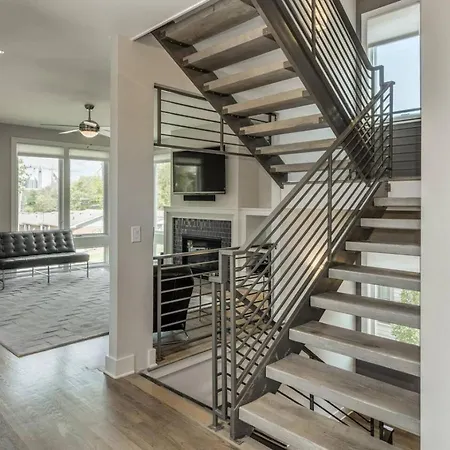 Music Skyline 4br Gulch Rooftop Garage Holiday home Nashville