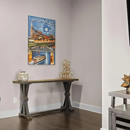 Music Mansion 2 Miles To Broadway - 13 Beds Holiday home Nashville