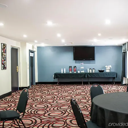 Comfort Airport - Bna Hotel Nashville