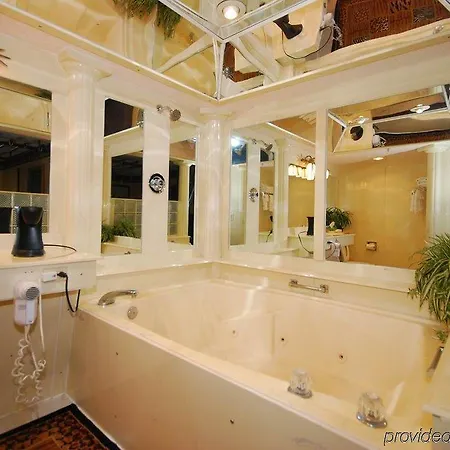 Hotel Rodeway &