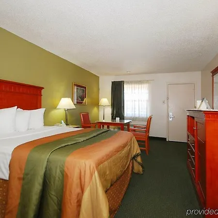 Hotel Rodeway & 3*