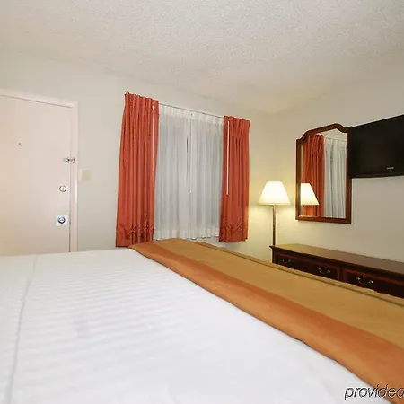 Rodeway & 3* Nashville
