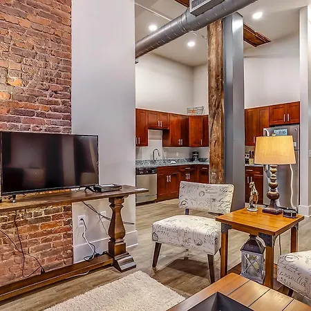 Commerce Street By Alfred Apartment *