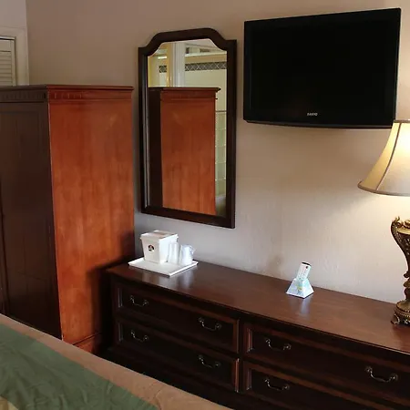 Hotel Rodeway & 3*