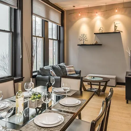 Apartment Downtown Nashville's Urban Getaway