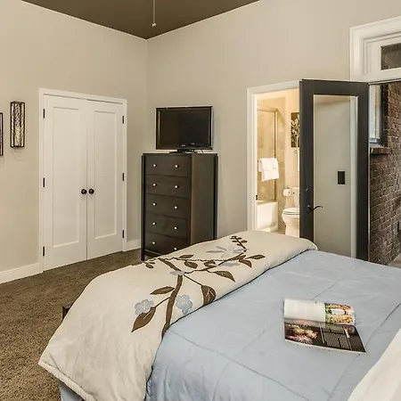 Apartment Uptown In Downtown *