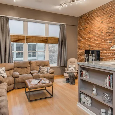 Loft On 2nd