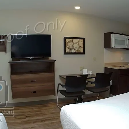 Woodspring Airport Hotel Nashville