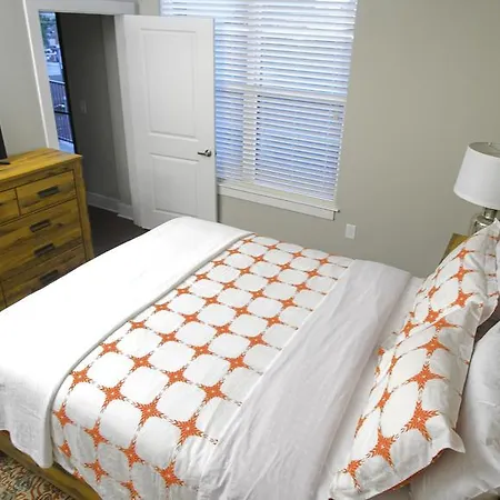 Apartment Modern On Church Street By Yourent