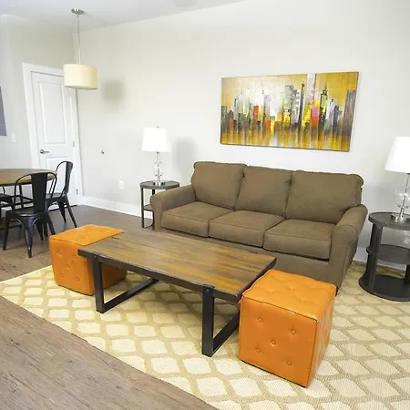 Apartment Modern On Church Street By Yourent *