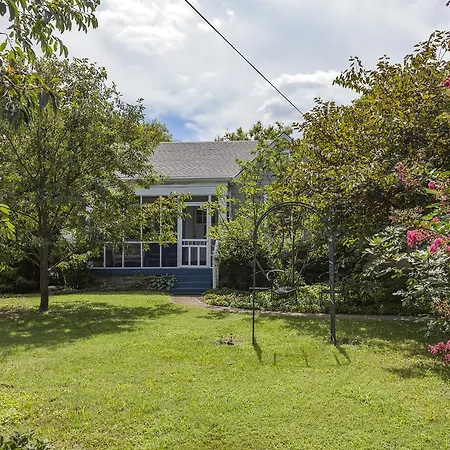 The At Melrose Villa Nashville