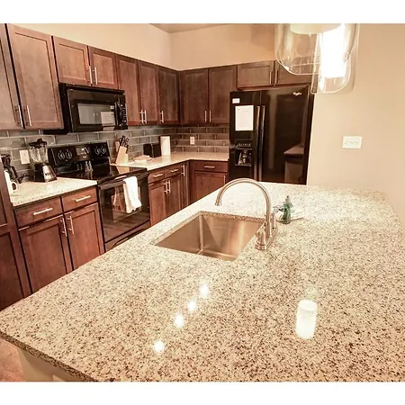 Two Bedroom Germantown - Gt09 * Nashville