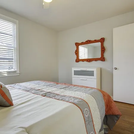 12 South Apartment