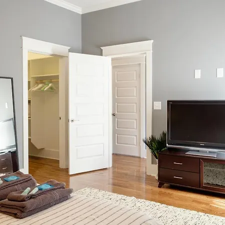 Holiday home 4 Bedroom House In South 11th Street