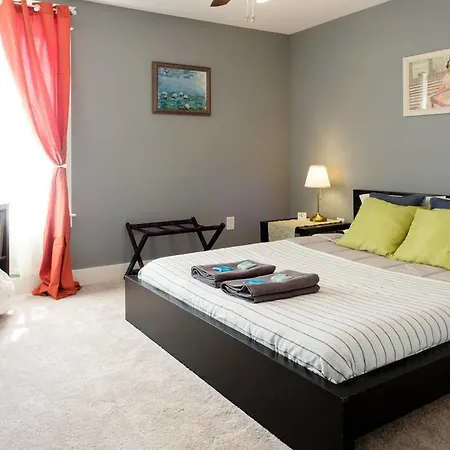 4 Bedroom House In South 11th Street