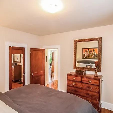 1930's Cottage- Nashville