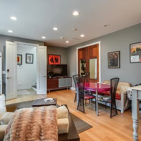 Songwriters Studio In 12 South Holiday home *