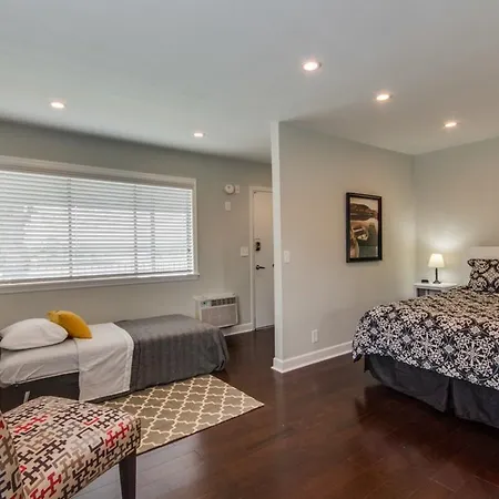 Hillview Heights Studio * Nashville