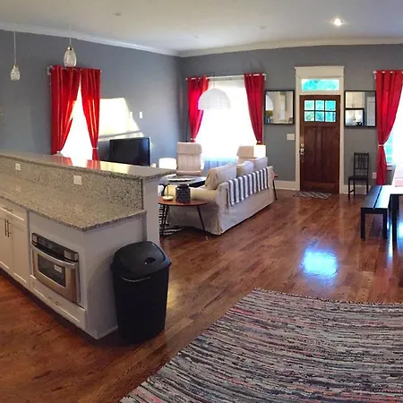 4 Bedroom House In South 11th Street