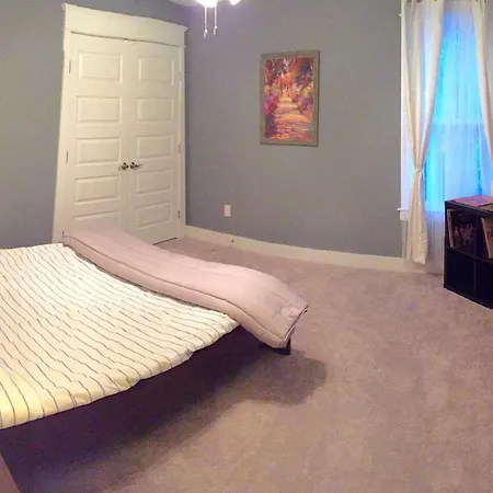 5 Bedroom House In South 11th Street, Nashville