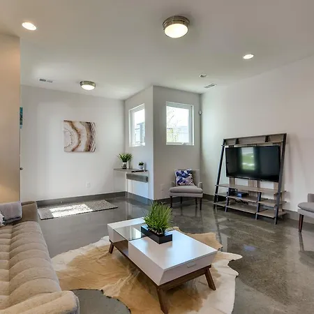 Music City House Holiday home *