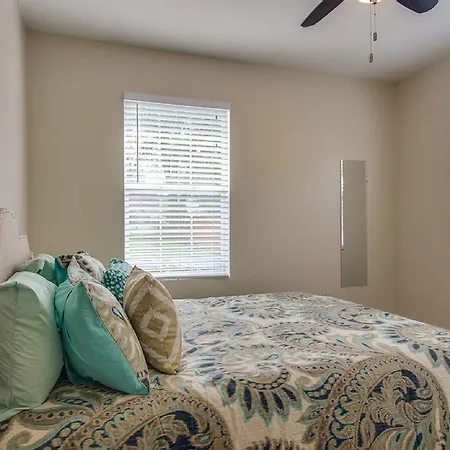 Precious, Bright Bungalow In East Nashville! Close To Downtown/germantown! Holiday home Nashville