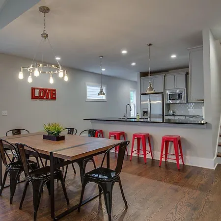 Holiday home Sprawling, Beautiful New Build With For All- Close To Downtown+hot Spots! Nashville