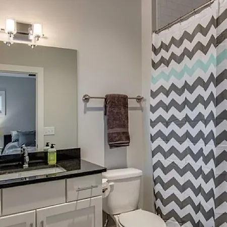 Sprawling, Beautiful New Build With For All- Close To Downtown+hot Spots! Nashville