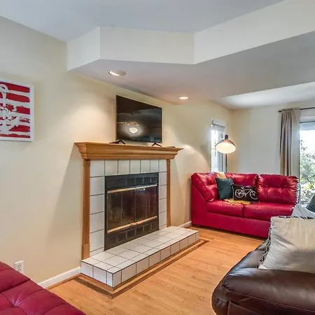 Holiday home Relaxing Riverfront Retreat