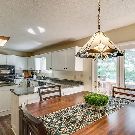 Holiday home Relaxing Riverfront Retreat *