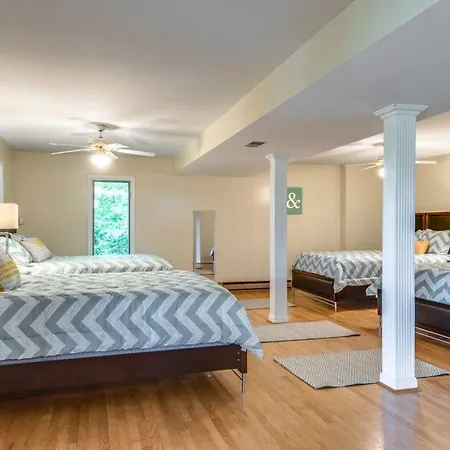 Holiday home Relaxing Riverfront Retreat *