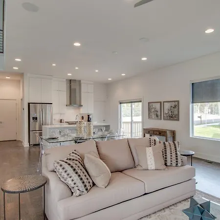 Industrial Style Germantown House Holiday home *