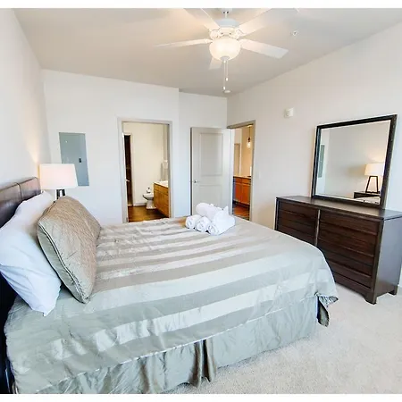 Two Bedroom Midtown Aparment With Rooftop Pool - Mt05 Nashville