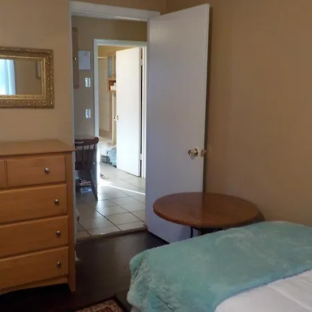 Batavia Suites Apartment *