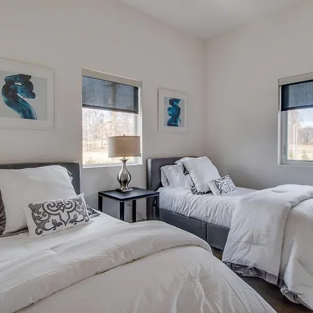 Holiday home Industrial Style Germantown House