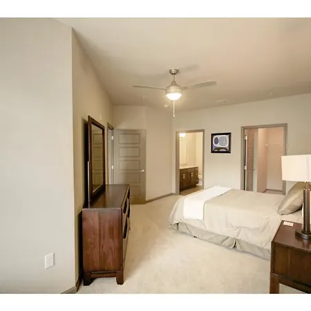 Two Bedroom Germantown - Gt02 * Nashville