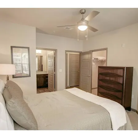 Two Bedroom Germantown - Gt04 Apartment