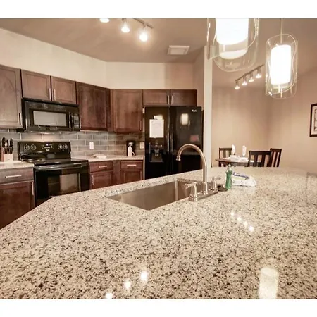Two Bedroom Germantown - Gt08